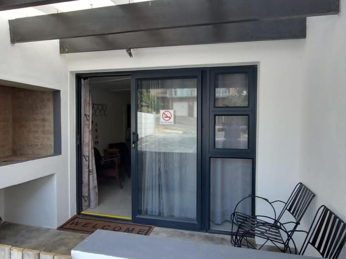 High Level Self Catering Agulhas Apartment Екстериор снимка